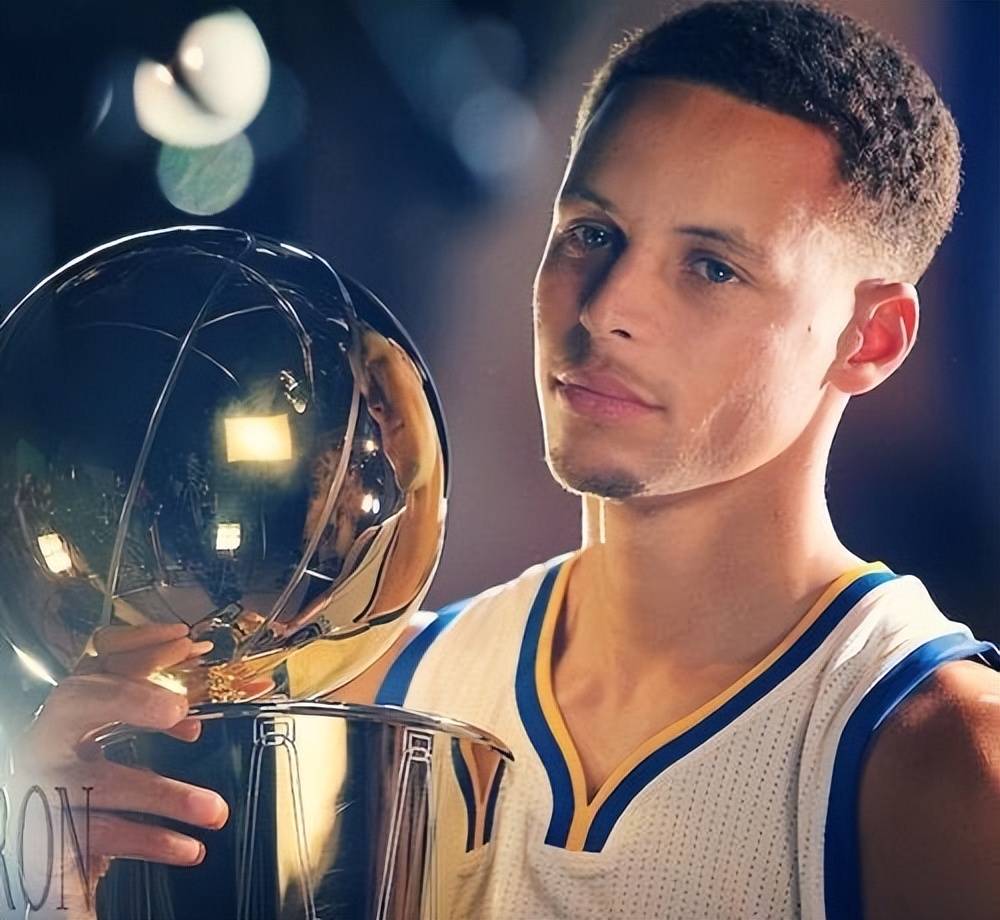 反观新加坡 反观新加坡