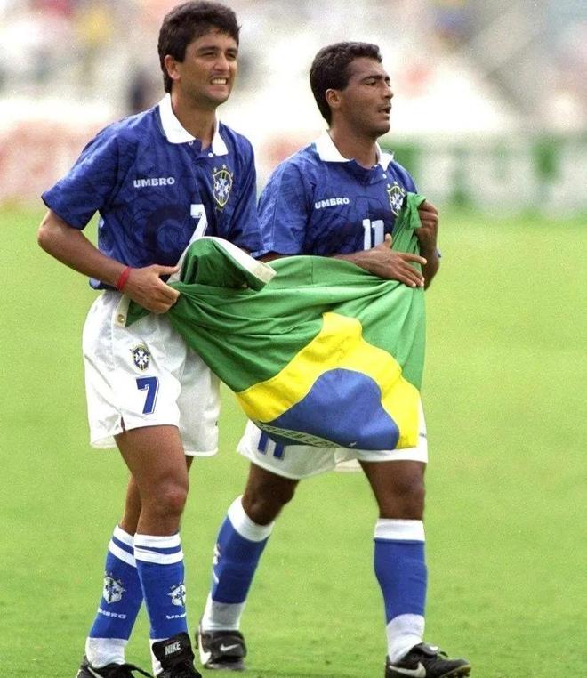 前场反抢 前场反抢